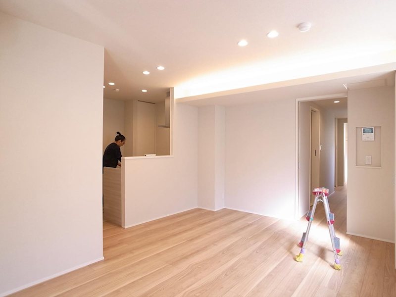 Sun West リビング