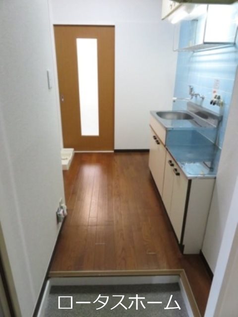 クリスタルハーモニー 玄関
