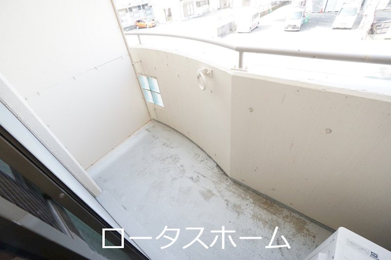 メゾン・エスプリ国分 ベランダ
