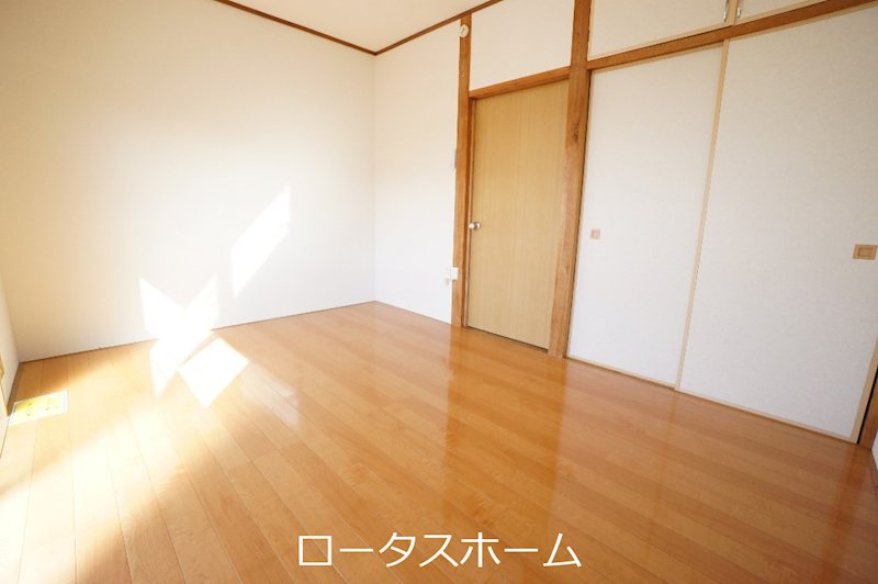 フローラ国分　Ａ棟 ベッドルーム