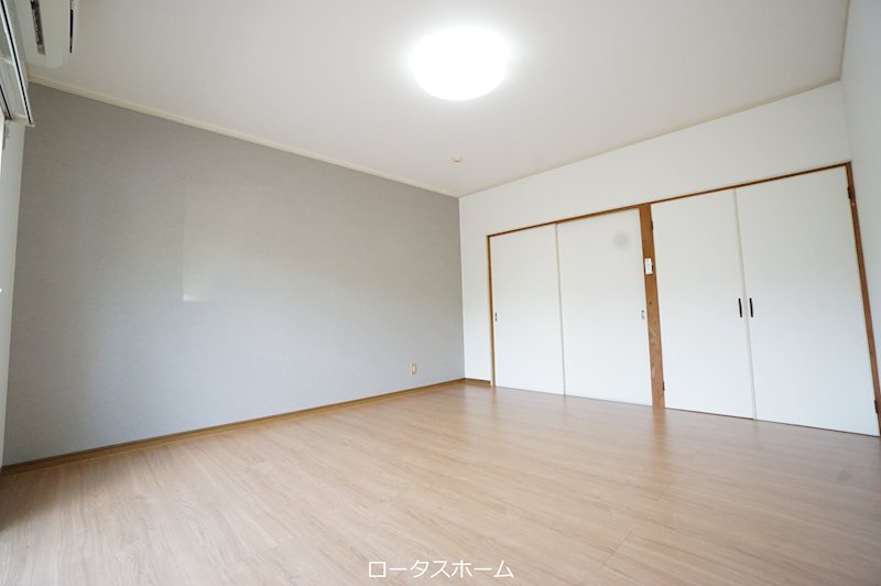 フローレンス向花 ベッドルーム