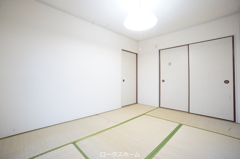ユーリンカーサー ベッドルーム