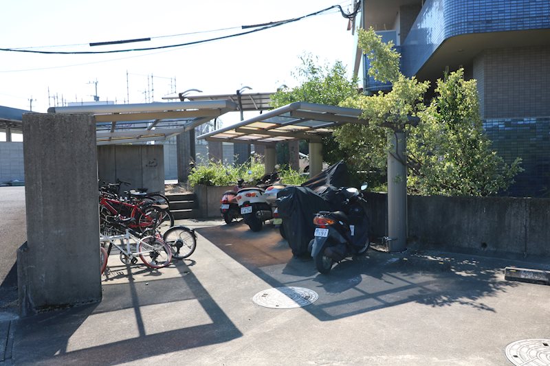 ライベクスト35 駐車場