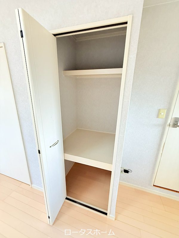 プレステージ国分Ⅲ 収納