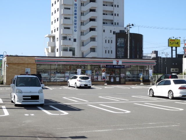 鹿児島県霧島市国分野口西18-8 コンビニ