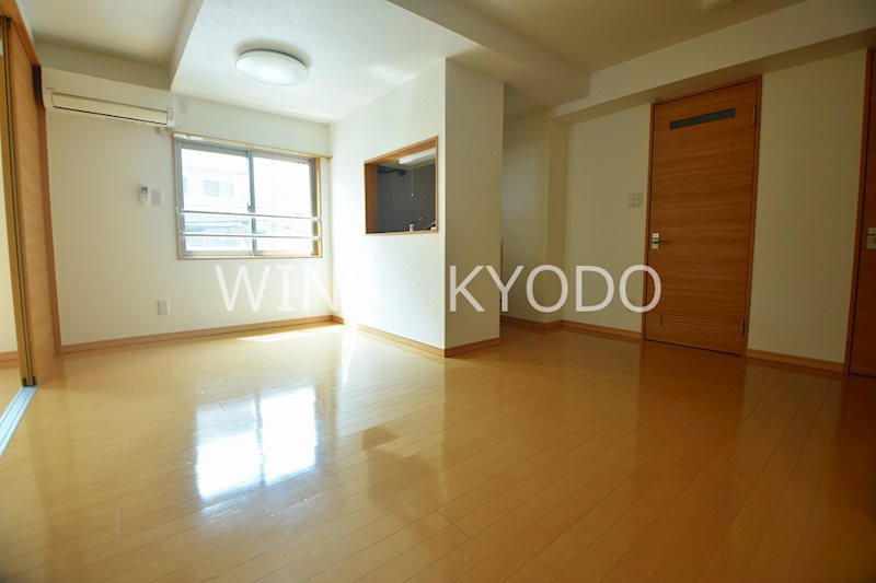 ミヤコウエスト リビング