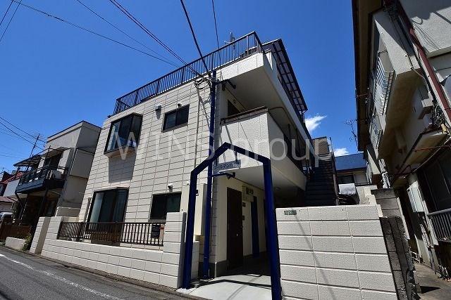 ゴールデンハイツ 201号室 外観