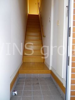 アロッジオ 玄関