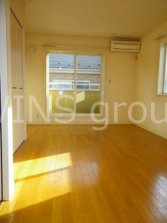 アロッジオ リビング