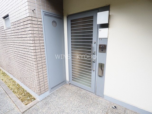 サリーレ成城 玄関