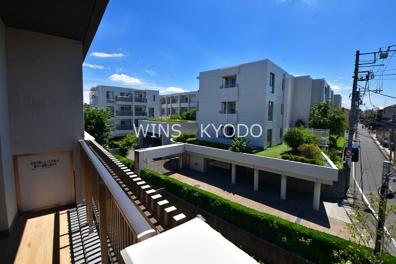 TENAS千歳船橋 ベランダ