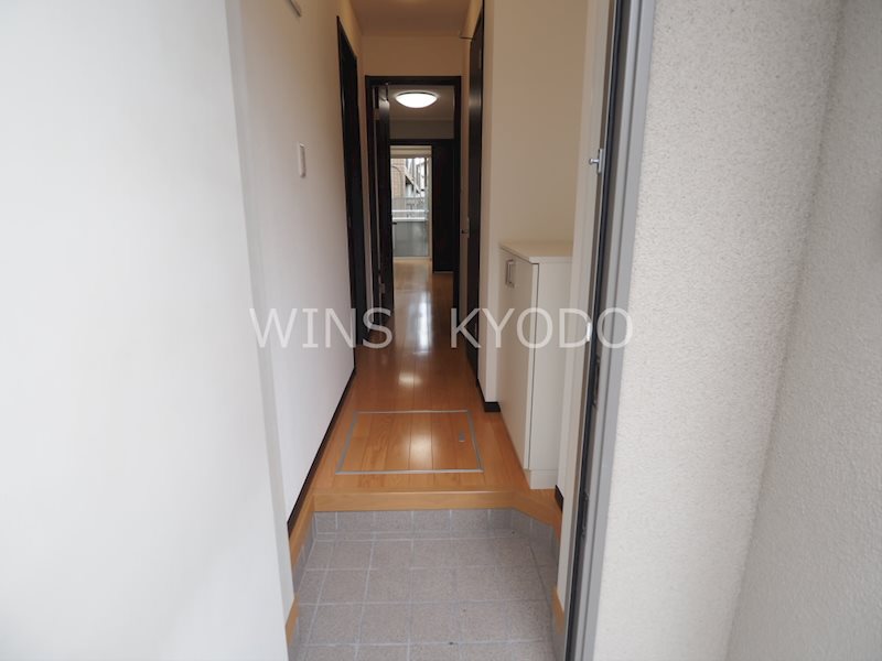 ドミール　アルページュB棟 玄関