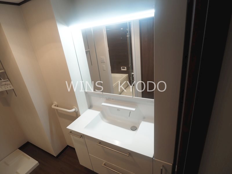 プレイス・アイズ  その他1