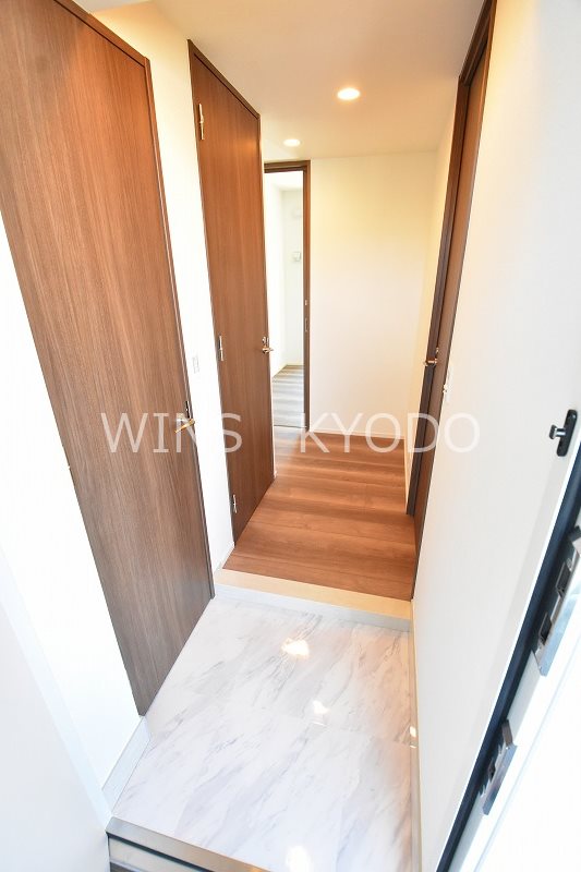 TENAS千歳船橋 玄関