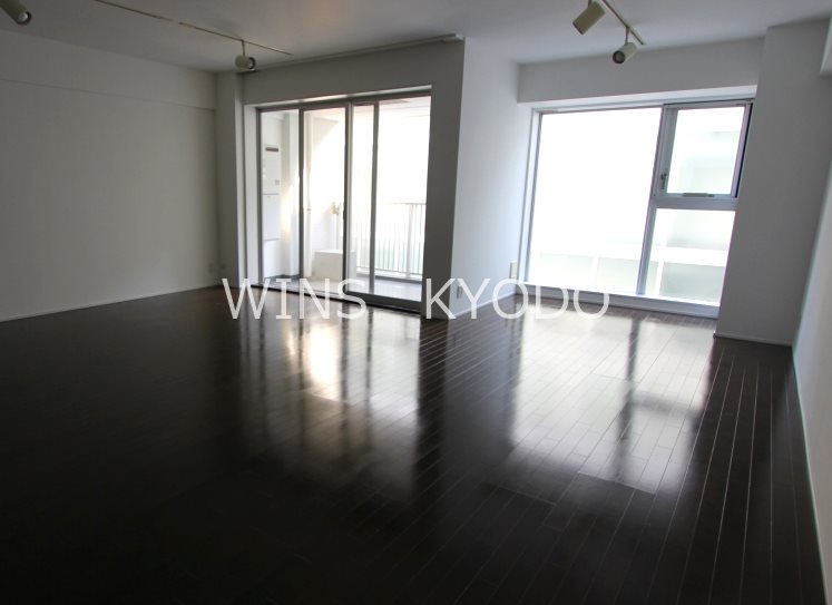 ポローニアハウス赤堤 リビング