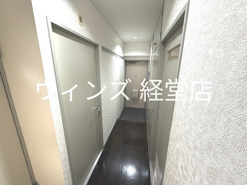 メゾンドゥアブニール 玄関