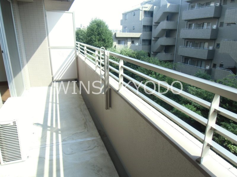 オーキッドスクエア ベランダ