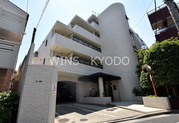 ニューハイツ経堂 303号室 外観