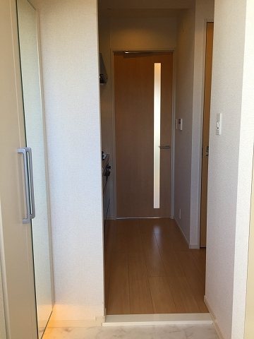 エフ・ファミーユ 玄関