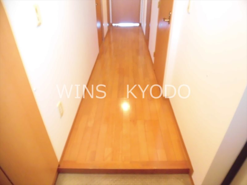 KDXレジデンス上北沢 玄関