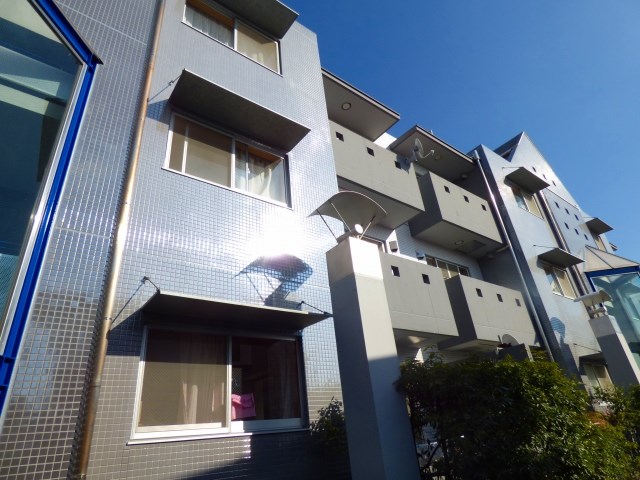 DEAUVILLE COURT 外観