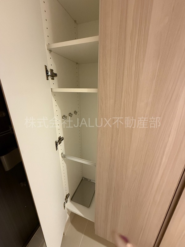 クローバー神田紺屋町 収納