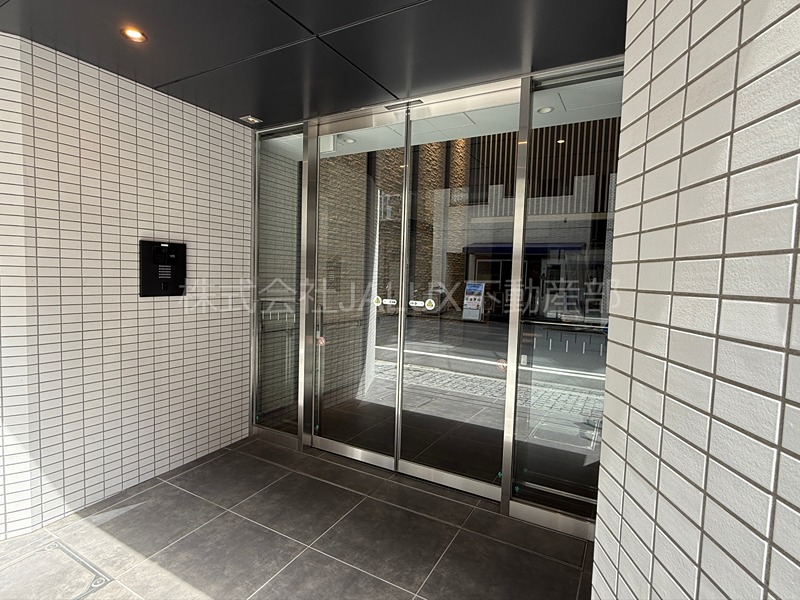 クローバー神田紺屋町 エントランス