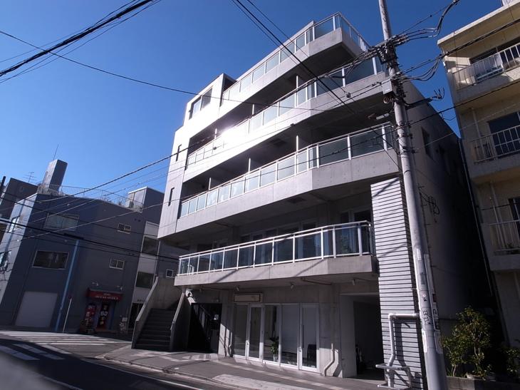 カームステージ 外観