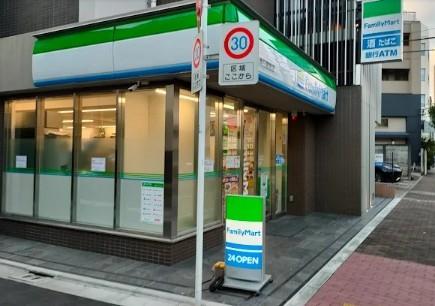 Castagna Foresta コンビニ
