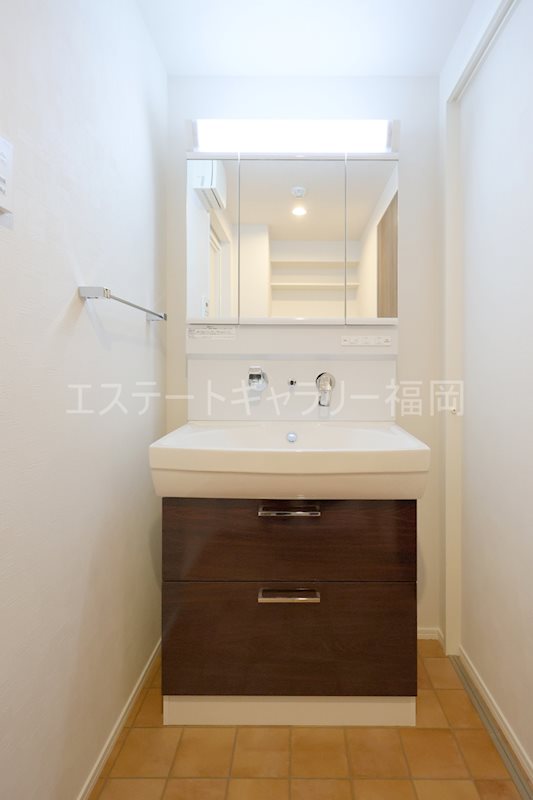 福岡県福岡市西区徳永 洗面所