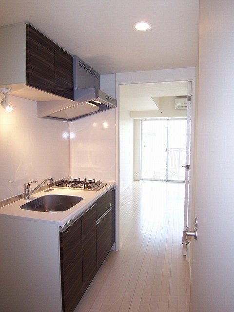 NISHI　IKEBUKURO　RESIDENCE キッチン