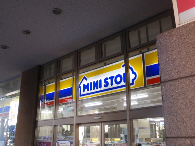 カクタス コンビニ