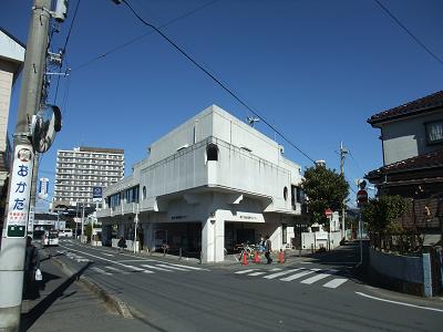 ストリームコート 図書館