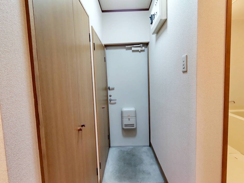 カーサ戸部 玄関