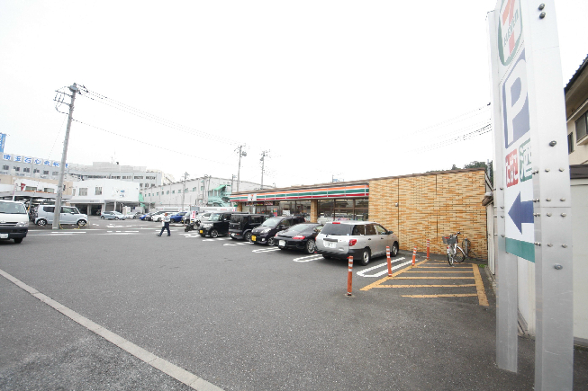 パークサイドテラス稲荷山 コンビニ