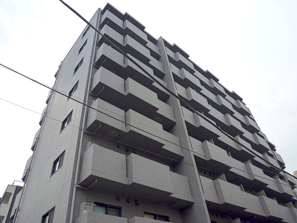 ルーブル飯田橋   409号室 外観