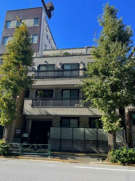 ラボム  205号室 外観