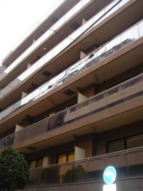 ランドステージお茶の水 外観