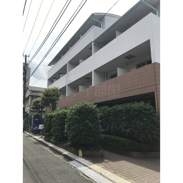 コンフォリア早稲田DEUX 外観