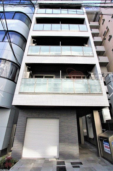 ラシーネ天神下     202号室 外観