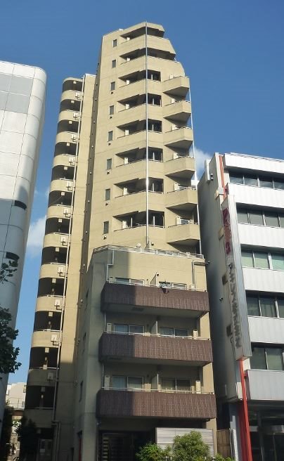 プレール・ドゥーク新宿御苑   210号室 外観