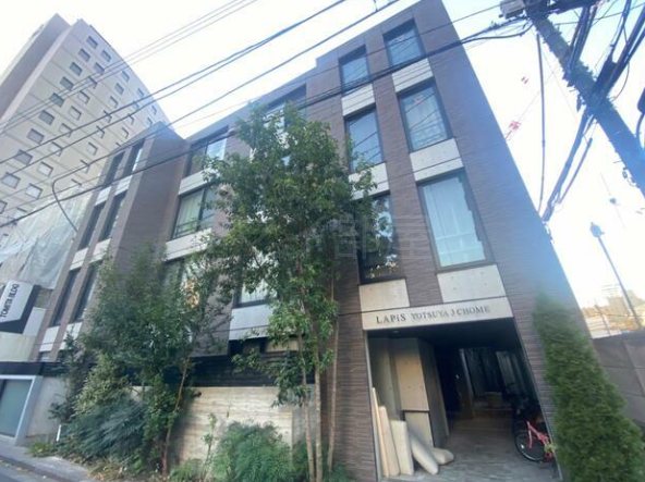 ラピス四谷三丁目 外観