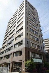 プラハ東京八丁堀 外観