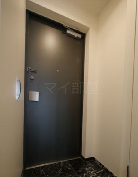 J'z Tower 玄関