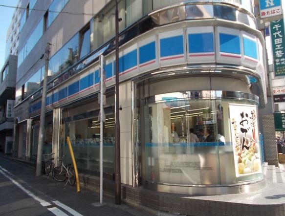 J'z Tower コンビニ