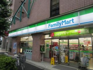プレール神田佐久間町 コンビニ