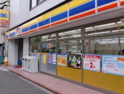 ラヴィラント御茶ノ水 コンビニ