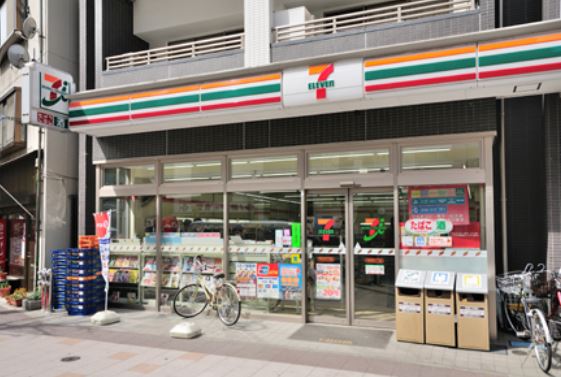 プレール・ドゥーク八丁堀 コンビニ