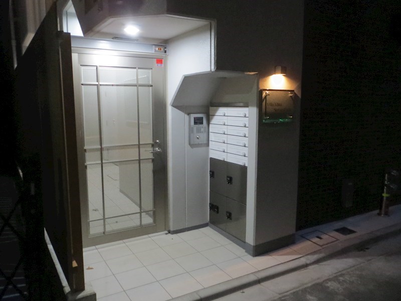ビラビスタ猿楽町 エントランス