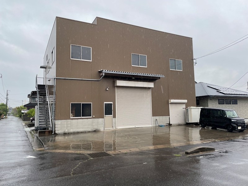 碧南市権現町貸倉庫 玄関